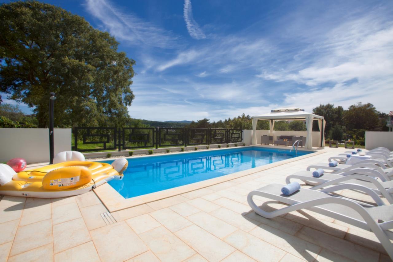 Holiday Home Sanchi Labin  Exteriér fotografie